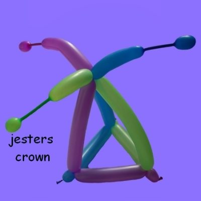 Jester's crown balloon art